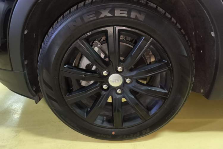 Used Cadillac XT4 2020 Revised Version 28T Two-Wheel Drive Luxury Edition Left Front Wheel Hub