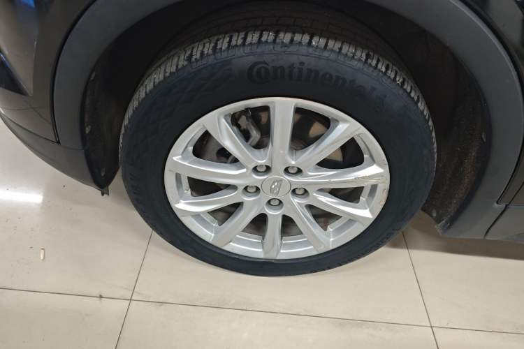 Used Cadillac XT4 2020 Revised Version 28T Two-Wheel Drive Tech Edition Left Front Wheel Hub