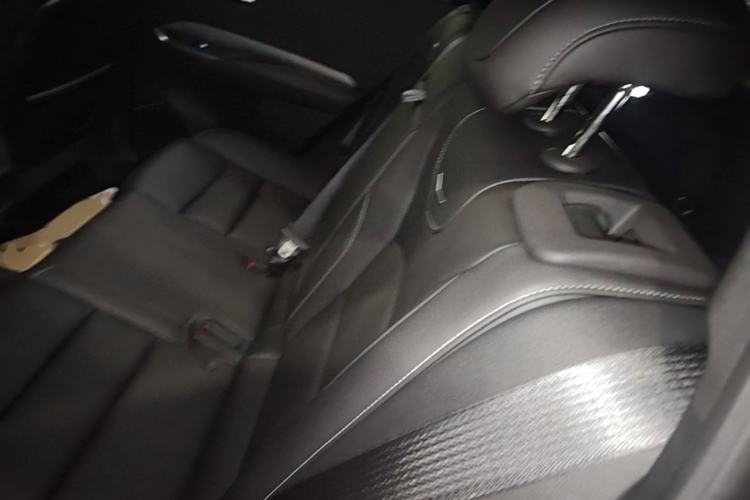 Used Cadillac XT4 2020 28T Two-Wheel-Drive Leading Version Left Rear Seat