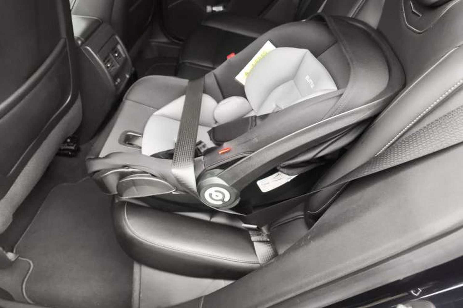 Used Cadillac XT4 2020 Revised Version 28T Two-Wheel Drive Leading Edition Left Rear Seat