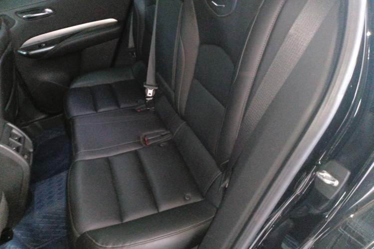 Used Cadillac XT4 2020 Revised Version 28T Two-Wheel Drive Leading Edition Left Rear Seat