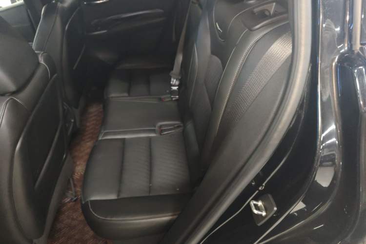 Used Cadillac XT4 2020 Revised Version 28T Two-Wheel Drive Tech Edition Left Rear Seat