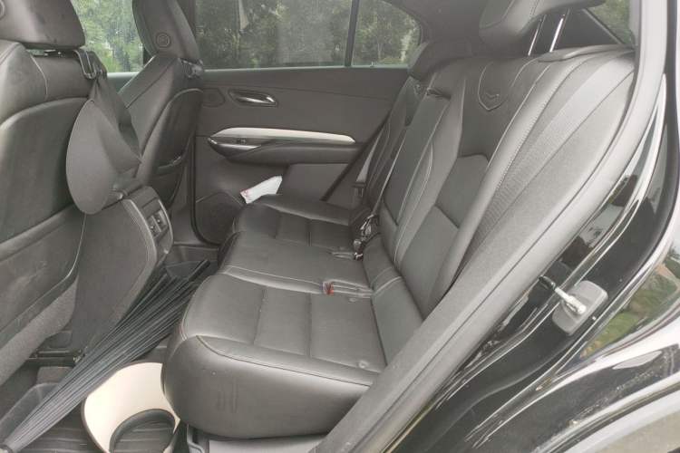 Used Cadillac XT4 2020 28T Two-Wheel-Drive Leading Version Left Rear Seat