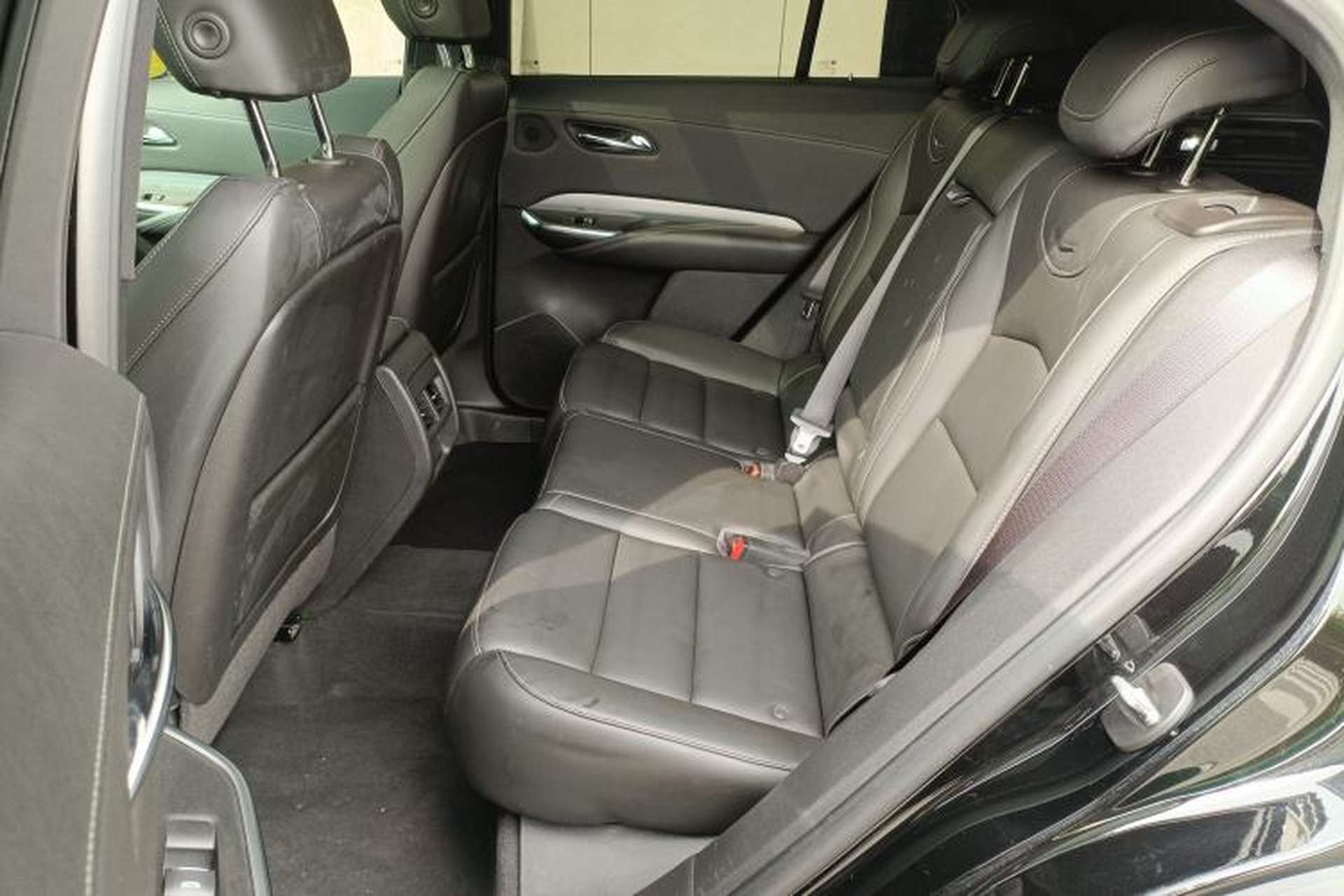 Used Cadillac XT4 2020 28T Two-Wheel-Drive Leading Version Left Rear Seat