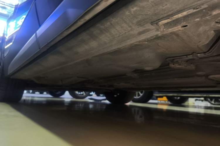Used Cadillac XT4 2020 Revised Version 28T Two-Wheel Drive Luxury Edition Left Side Sill