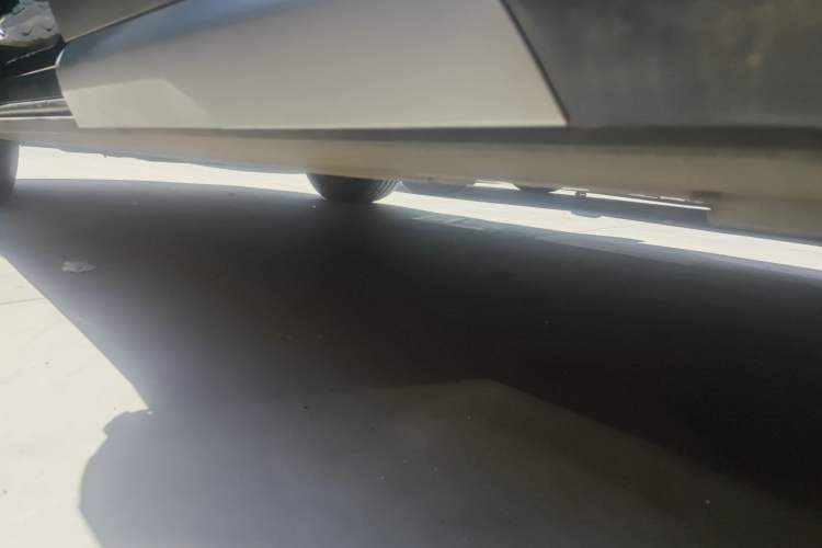 Used Cadillac XT4 2020 28T Two-Wheel-Drive Leading Version Left Side Sill
