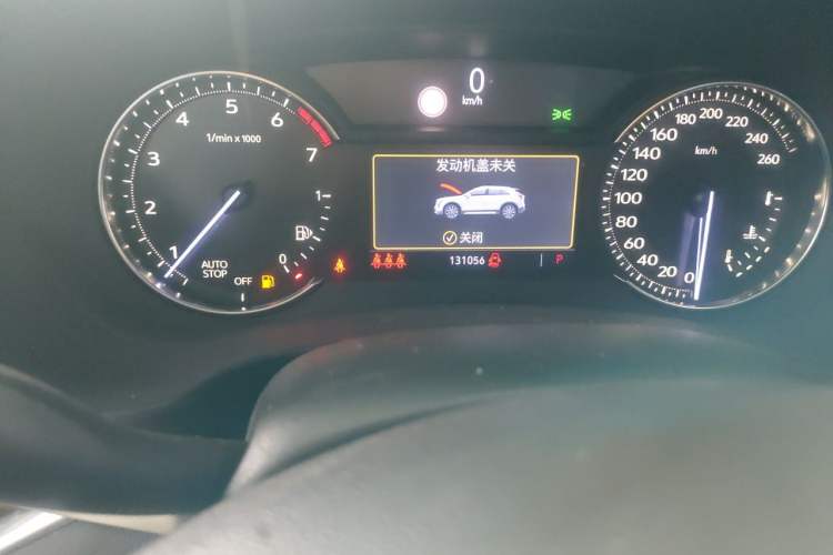 Used Cadillac XT4 2020 28T Two-Wheel-Drive Leading Version Odometer Close Up