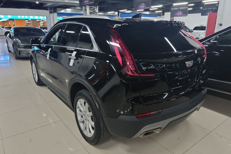 Used Cadillac XT4 2020 Revised Version 28T Two-Wheel Drive Tech Edition Rear Left 45 Deg