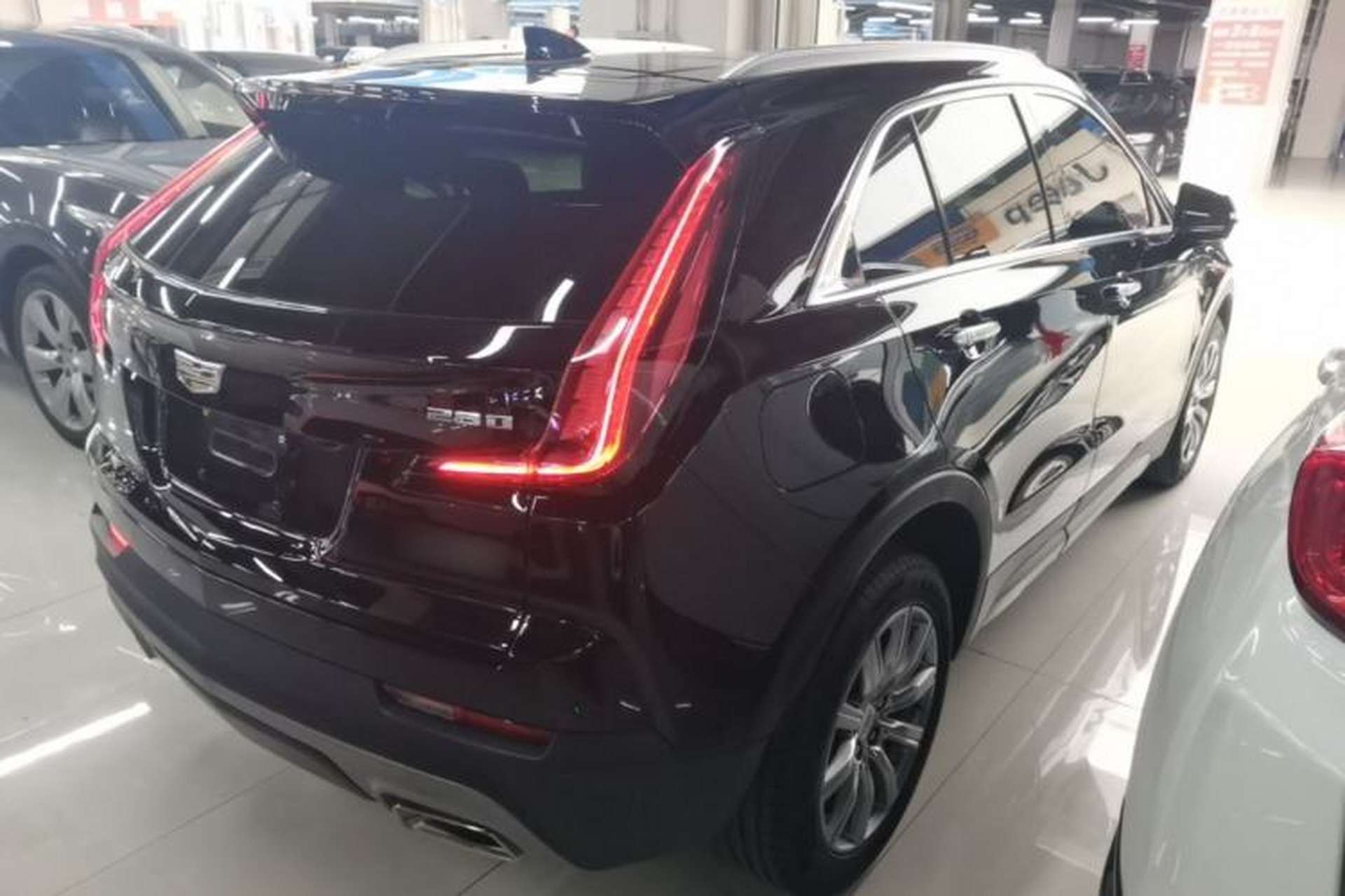 Used Cadillac XT4 2020 Revised Version 28T Two-Wheel Drive Luxury Edition Rear Right 45 Deg