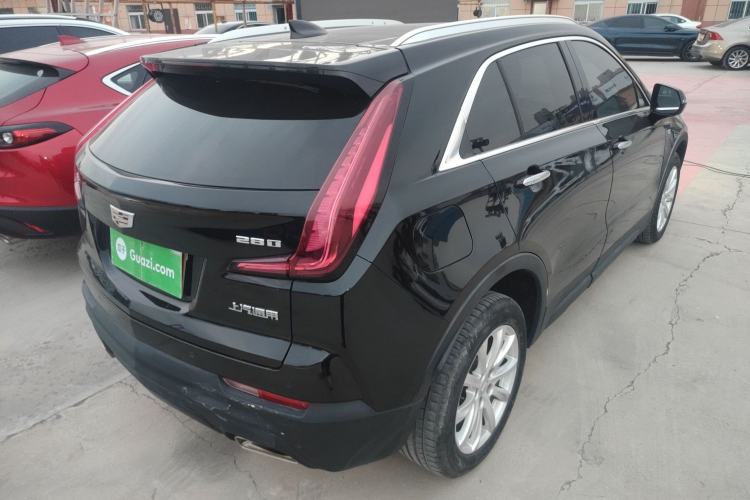 Used Cadillac XT4 2020 Revised Version 28T Two-Wheel Drive Tech Edition Rear Right 45 Deg