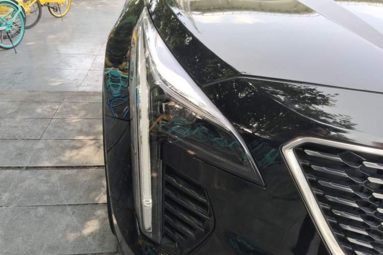 Used Cadillac XT4 2020 Revised Version 28T All-Wheel Drive Leading Edition Right Front Headlight