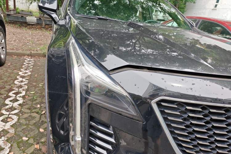 Used Cadillac XT4 2020 Revised Version 28T Two-Wheel Drive Luxury Edition Right Front Headlight
