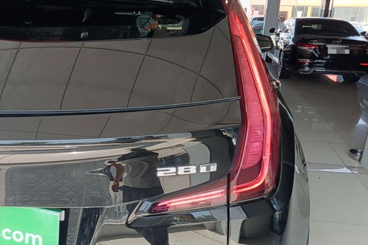 Used Cadillac XT4 2020 28T Two-Wheel-Drive Leading Version Right Rear Taillight
