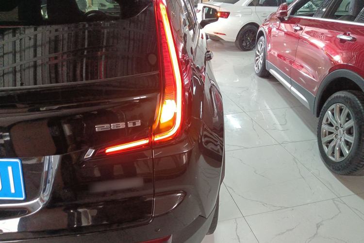 Used Cadillac XT4 2020 Revised Version 28T Two-Wheel Drive Leading Edition Right Rear Taillight