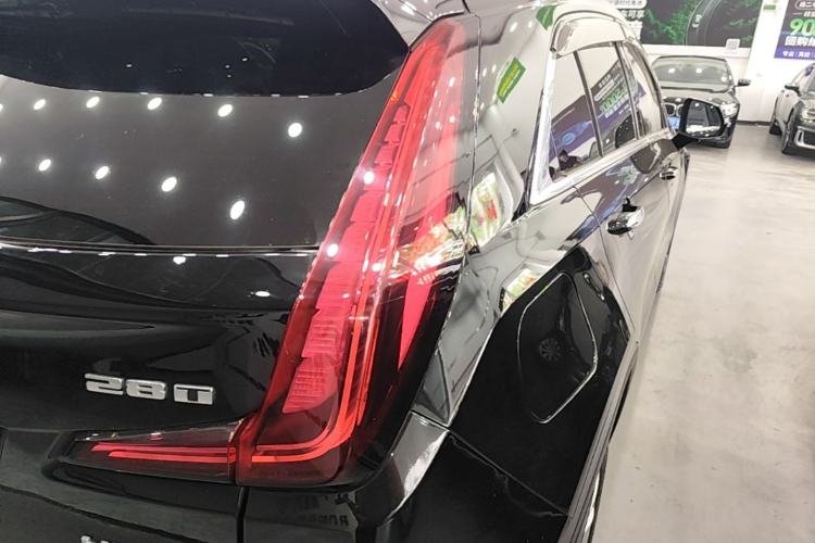 Used Cadillac XT4 2020 Revised Version 28T Two-Wheel Drive Tech Edition Right Rear Taillight