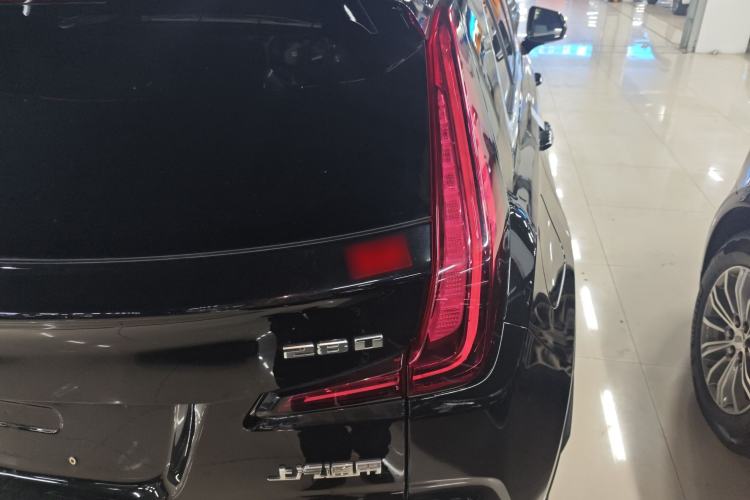 Used Cadillac XT4 2020 Revised Version 28T Two-Wheel Drive Tech Edition Right Rear Taillight