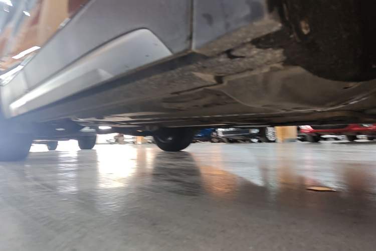 Used Cadillac XT4 2020 28T Two-Wheel-Drive Leading Version Right Side Sill