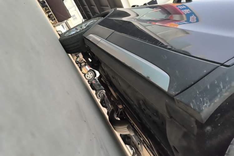 Used Cadillac XT4 2020 Revised Version 28T Two-Wheel Drive Leading Edition Right Side Sill