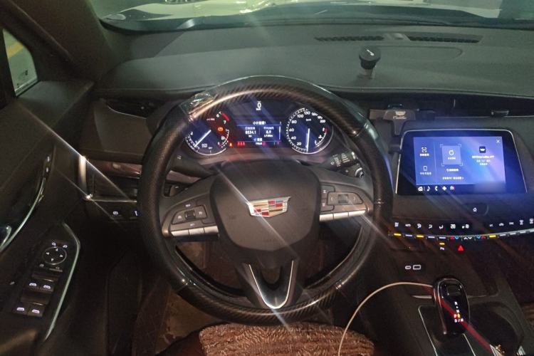Used Cadillac XT4 2020 Revised Version 28T Two-Wheel Drive Tech Edition Steering Wheel