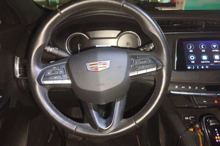 Used Cadillac XT4 2020 Revised Version 28T Two-Wheel Drive Tech Edition Steering Wheel