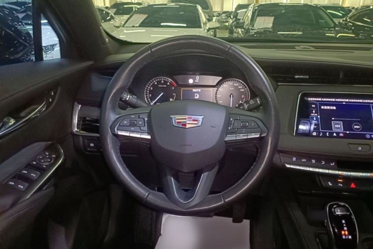 Used Cadillac XT4 2020 Revised Version 28T Two-Wheel Drive Leading Edition Steering Wheel