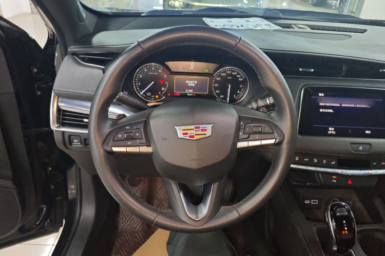 Used Cadillac XT4 2020 Revised Version 28T Two-Wheel Drive Tech Edition Steering Wheel