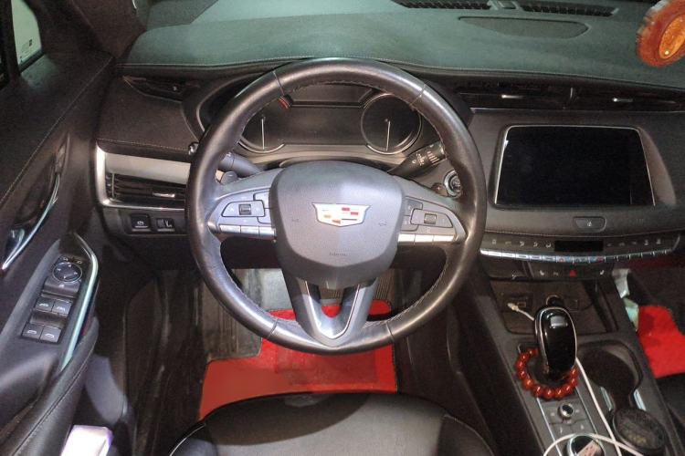 Used Cadillac XT4 2020 28T Two-Wheel-Drive Leading Version Steering Wheel