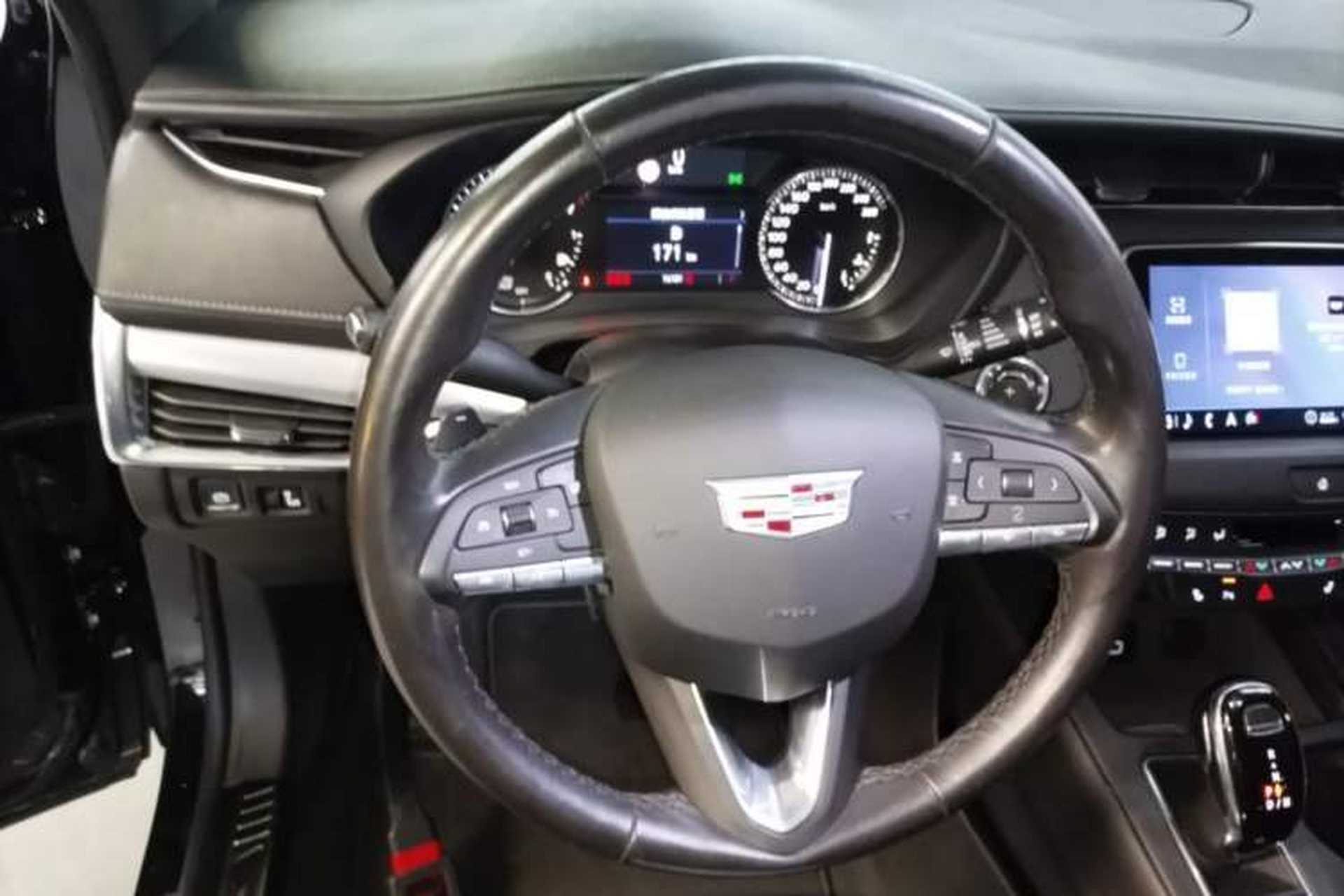 Used Cadillac XT4 2020 28T Two-Wheel-Drive Leading Version Steering Wheel