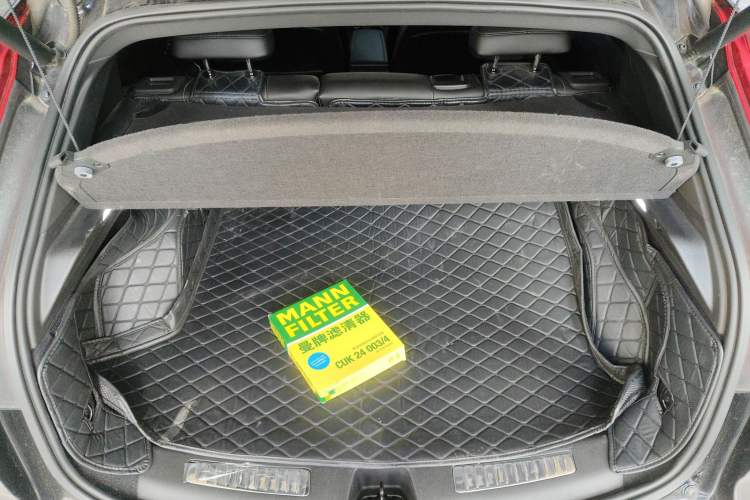Used Cadillac XT4 2020 28T Two-Wheel-Drive Leading Version Trunk