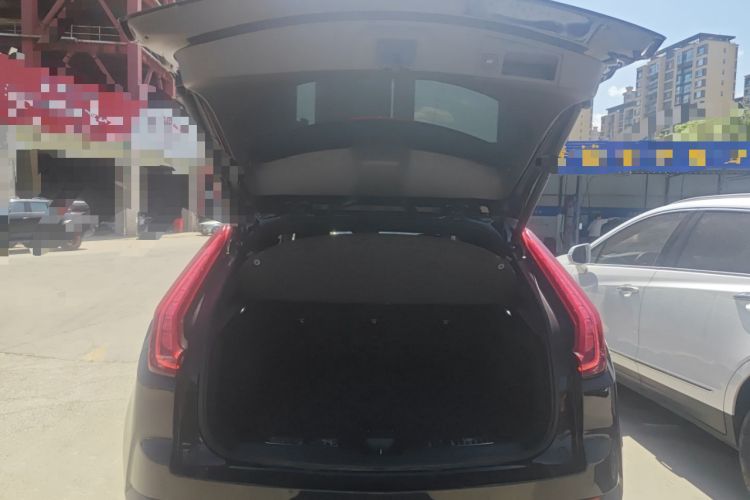 Used Cadillac XT4 2020 28T Two-Wheel-Drive Leading Version Trunk