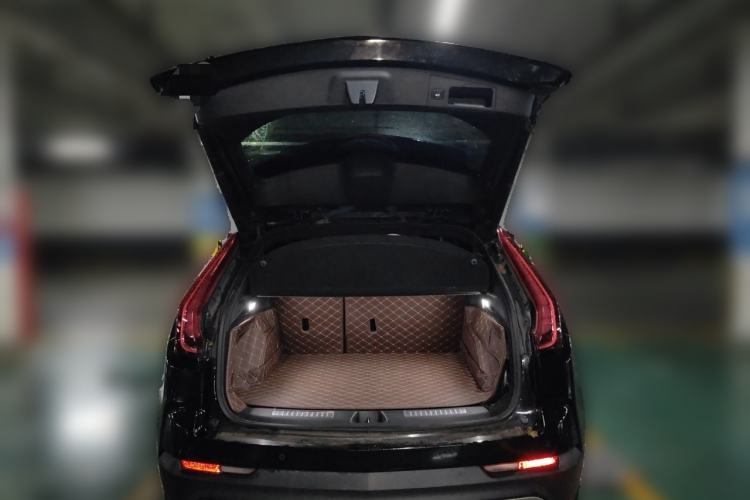 Used Cadillac XT4 2020 28T Two-Wheel-Drive Leading Version Trunk