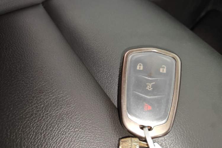 Used Cadillac XT4 2020 Revised Version 28T Two-Wheel Drive Leading Edition Vehicle Key