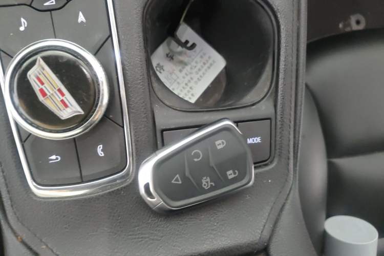 Used Cadillac XT4 2020 28T Two-Wheel-Drive Leading Version Vehicle Key
