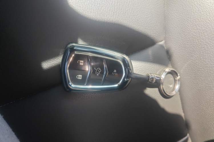 Used Cadillac XT4 2020 28T Two-Wheel-Drive Leading Version Vehicle Key
