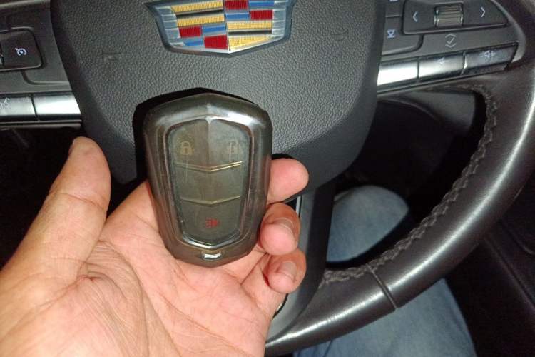 Used Cadillac XT4 2020 28T Two-Wheel Drive Tech Version Vehicle Key