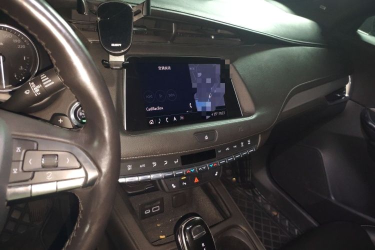 Used Cadillac XT4 2020 28T Two-Wheel-Drive Leading Version Audio And AC Panel