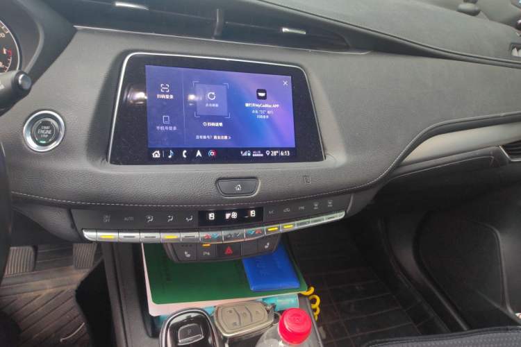 Used Cadillac XT4 2020 Revised Version 28T Two-Wheel Drive Leading Edition Audio And AC Panel