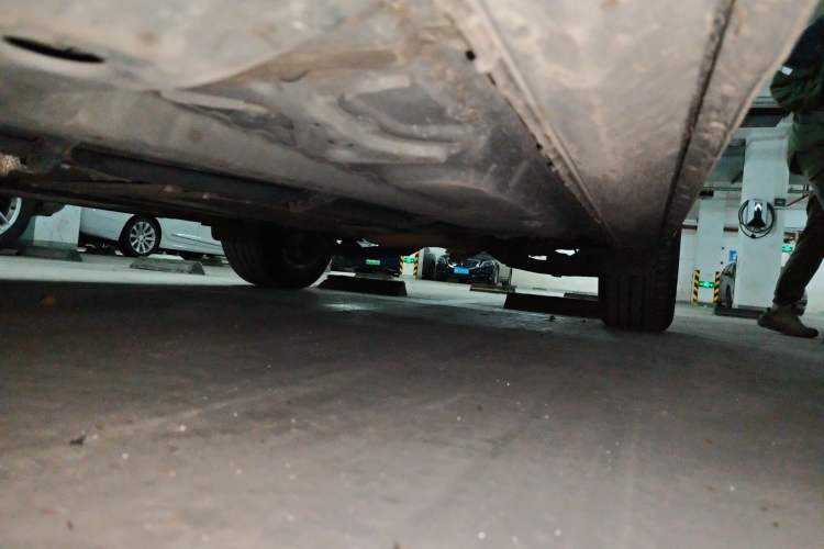 Used Cadillac XT4 2020 28T Two-Wheel-Drive Leading Version Chassis Front Left