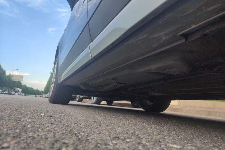 Used Cadillac XT4 2020 Revised Version 28T Two-Wheel Drive Leading Edition Chassis Rear Left