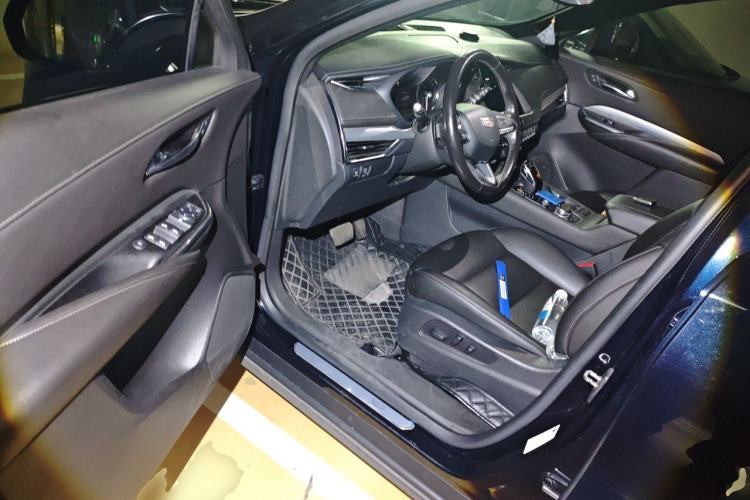 Used Cadillac XT4 2020 28T Two-Wheel-Drive Leading Version Driver Seat