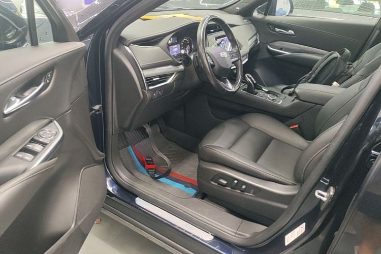 Used Cadillac XT4 2020 Revised Version 28T Two-Wheel Drive Leading Edition Driver Seat