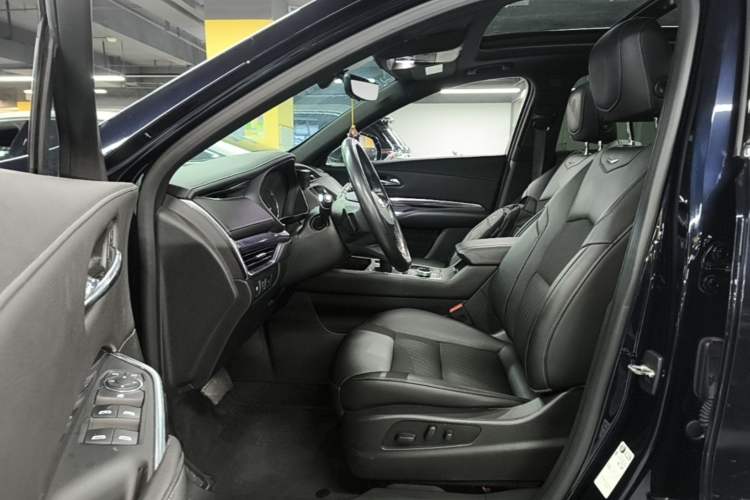 Used Cadillac XT4 2020 Revised Version 28T Two-Wheel Drive Tech Edition Driver Seat