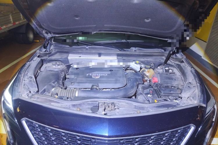Used Cadillac XT4 2020 Revised Version 28T Two-Wheel Drive Leading Edition Engine Bay