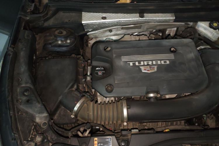Used Cadillac XT4 2020 28T Two-Wheel-Drive Leading Version Engine Bay Right