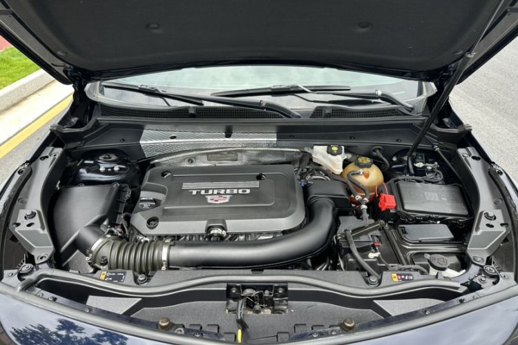 Used Cadillac XT4 2020 Revised Version 28T Two-Wheel Drive Leading Edition Engine Bay