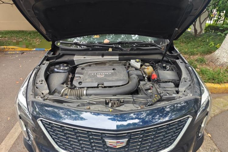 Used Cadillac XT4 2020 Revised Version 28T Two-Wheel Drive Luxury Edition Engine Bay