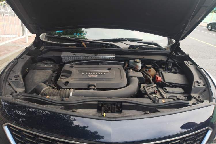 Used Cadillac XT4 2020 Revised Version 28T Two-Wheel Drive Leading Edition Engine Bay