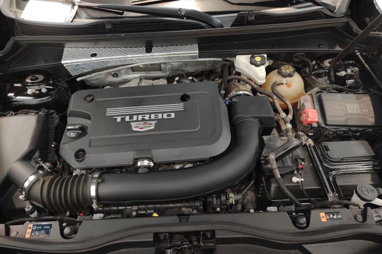 Used Cadillac XT4 2020 Revised Version 28T Two-Wheel Drive Tech Edition Engine Bay