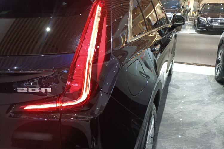 Used Cadillac XT4 2020 Revised Version 28T Two-Wheel Drive Tech Edition Exterior 3