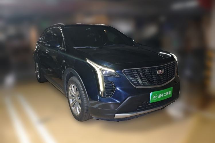 Used Cadillac XT4 2020 28T Two-Wheel-Drive Leading Version Front Right 45 Deg